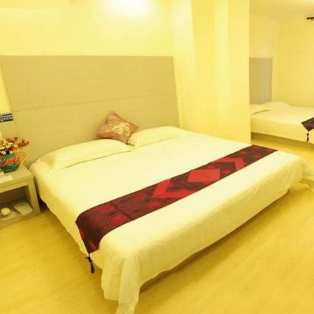 City 118 Hotel Qingdao Zhengyang Road 城阳 外观 照片